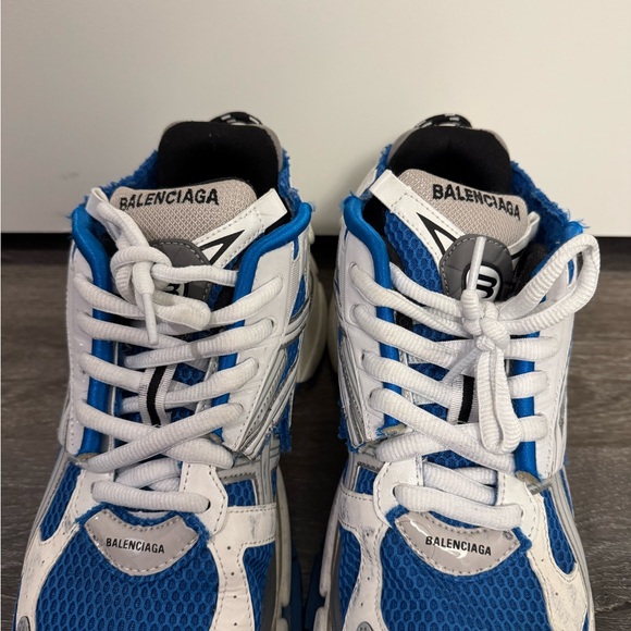 Balenciaga Men’s Blue Runner Sneakers 2021 Size 11 - Picture 3 of 8